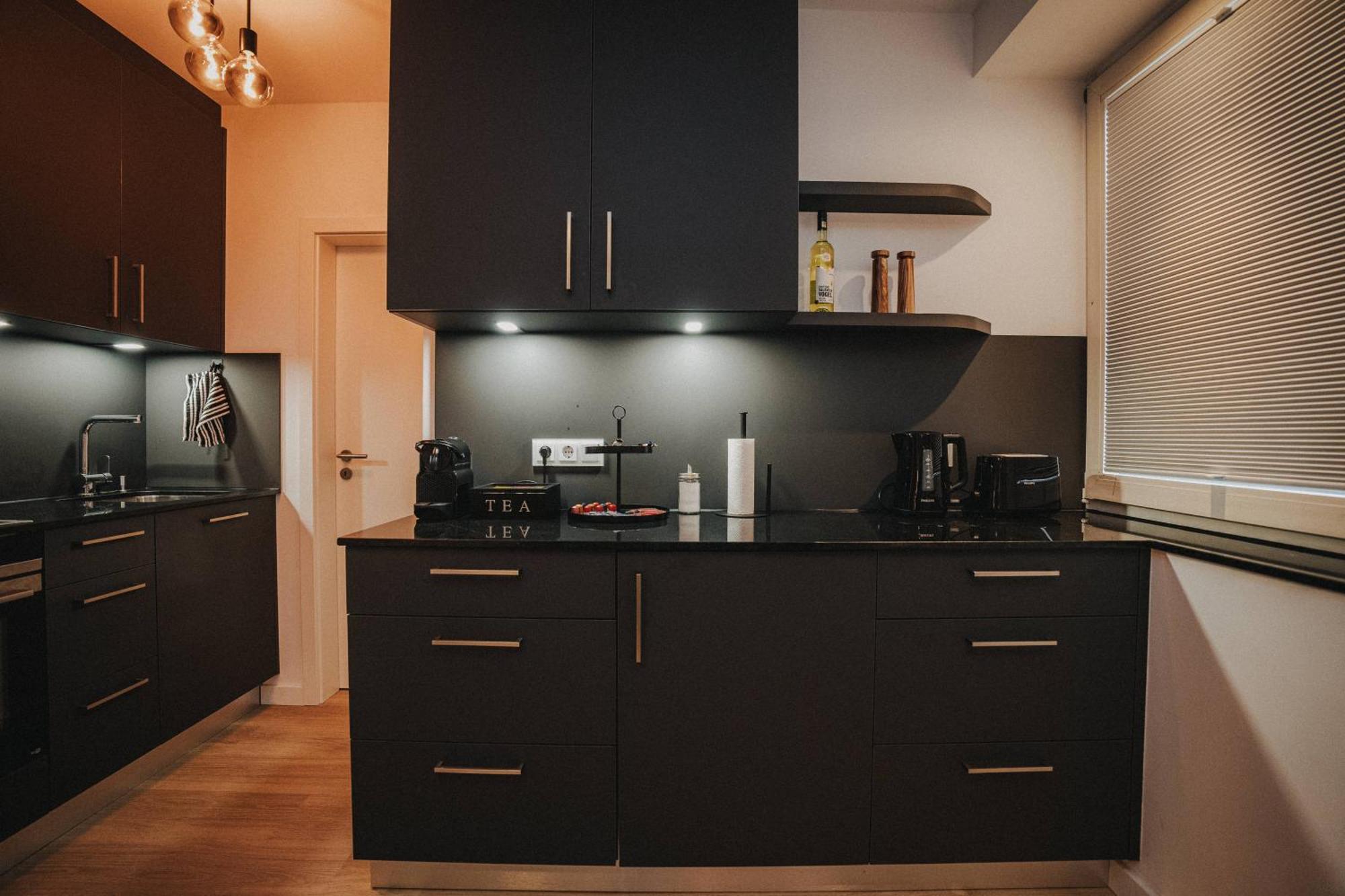 Downtown Apartment Mit Luxusbad Am Hafen Nur 5 Minuten Zu Fuss In Die Innenstadt Und Zum Bahnhof! Oldenburg Eksteriør billede