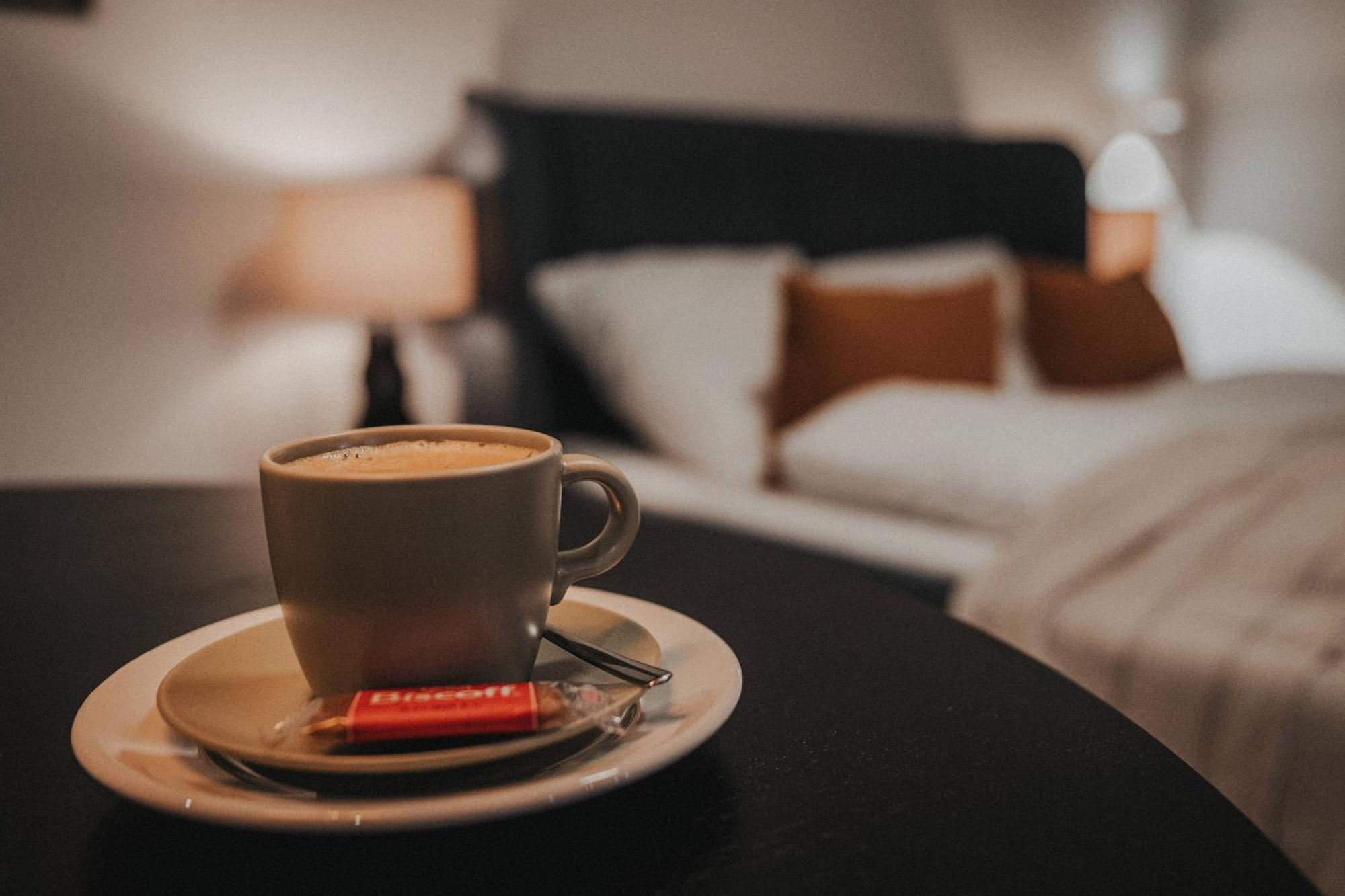 Downtown Apartment Mit Luxusbad Am Hafen Nur 5 Minuten Zu Fuss In Die Innenstadt Und Zum Bahnhof! Oldenburg Eksteriør billede